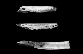 Fig. 10 Short-handled crooked knives. 